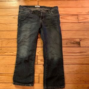 American Eagle Jean capris size 6